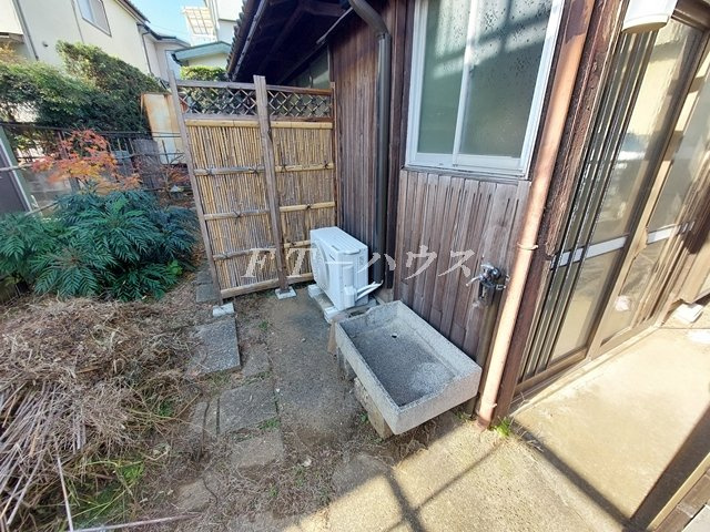 飯山満３丁目貸家のその他