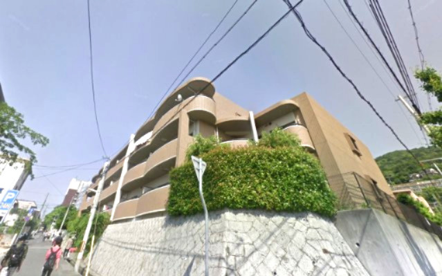 エヴァグリーン岡本の外観