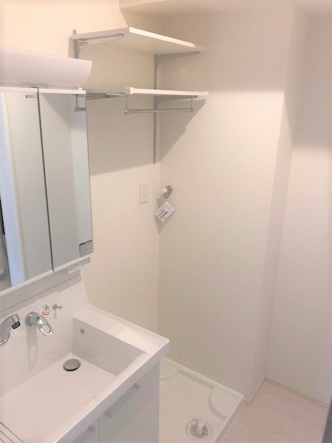 D-room F.京町の洗面所|脱衣スペースもあります