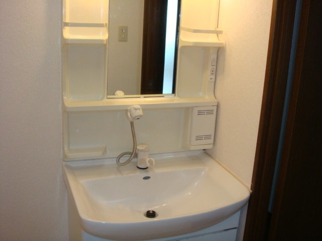 【洗面所】 | シャンプードレッサー付