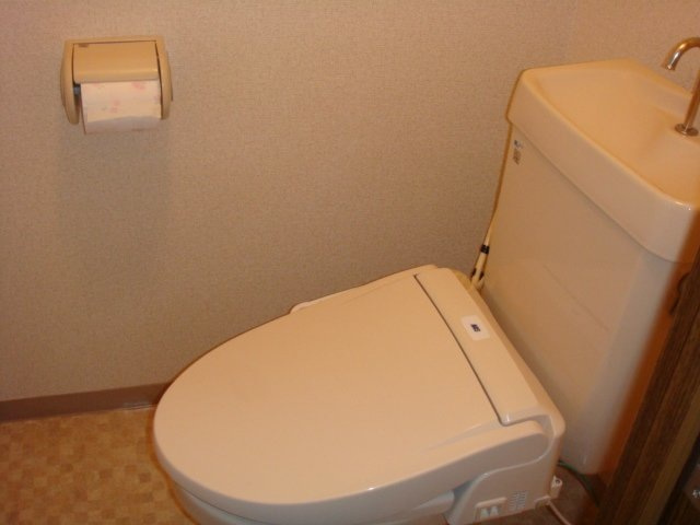 【トイレ】 | 温水洗浄便座付です