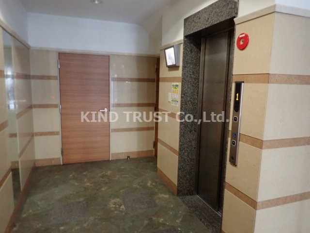 パウゼ東天満のロビー|建物の内部です