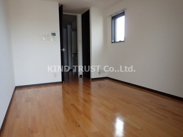 パウゼ東天満の居間・リビング