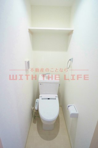 【10,000円キャッシュバック対象物件】のトイレ|同建設会社施工物件の写真です。※現状優先