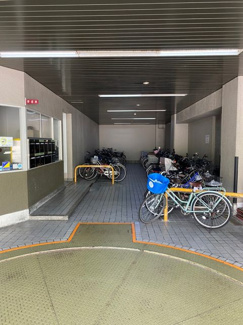 【駐車場】