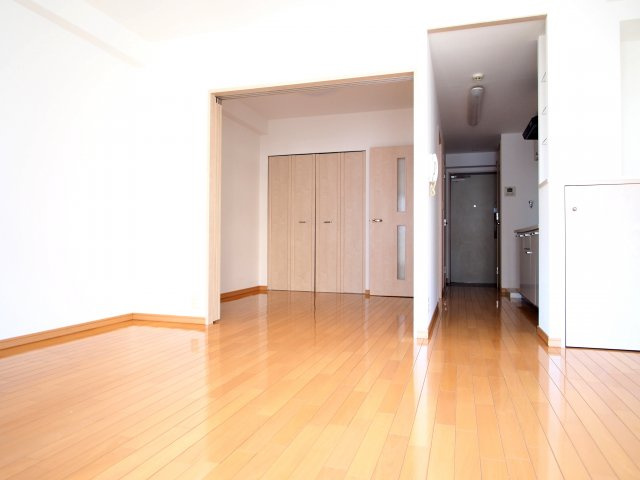 WillDo谷町の洋室