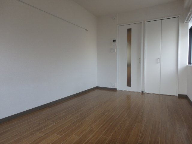 【居間・リビング】 | ＥＬ・ＶＩＧＯＬ北口 | こちらの居間で趣味の時間をお楽しみください