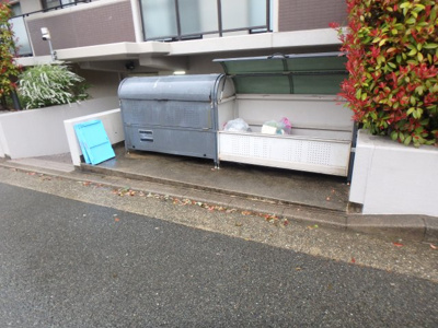 【その他共用部分】 | ライゼックス甲陽園 | ゴミステーションです