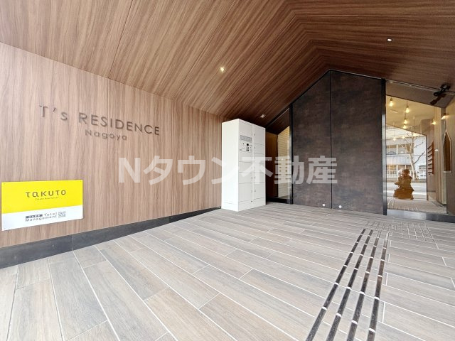 【エントランス】 | T’s RESIDENCE NAGOYA | 清潔なエントランスです
