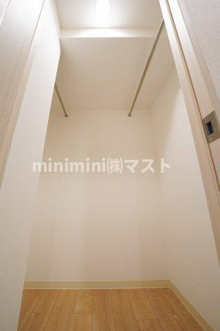 アートフォルム天満橋の収納
