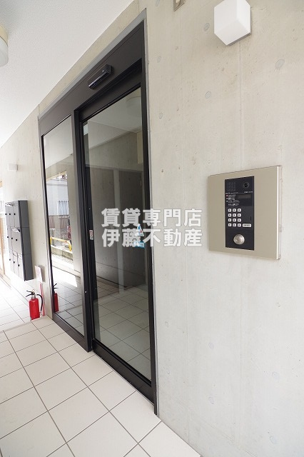 HK2 Westのエントランス