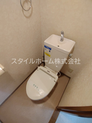 【トイレ】 | エクシード松山 | 別部屋写真です。