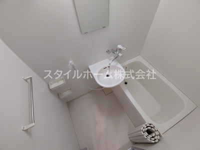 【浴室】 | エクシード松山 | 別部屋写真です。