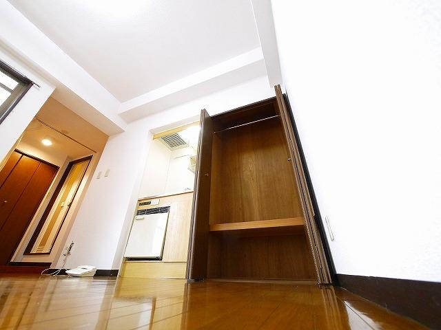 シティロイヤル富雄南の収納|大きなスペースがあり、収納には困りません