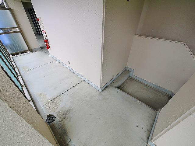 シティロイヤル富雄南のその他共用部分|廊下スペース