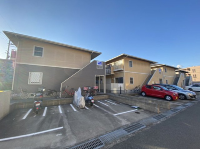 【駐車場】 | タウニーイサカB棟