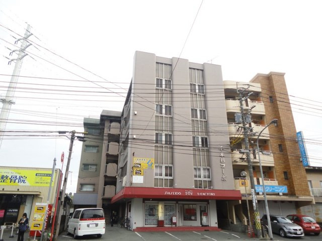 千本杉コーポ【キャッシュバック対象物件】のエントランス|毎日通るエントランスはこのようになっています