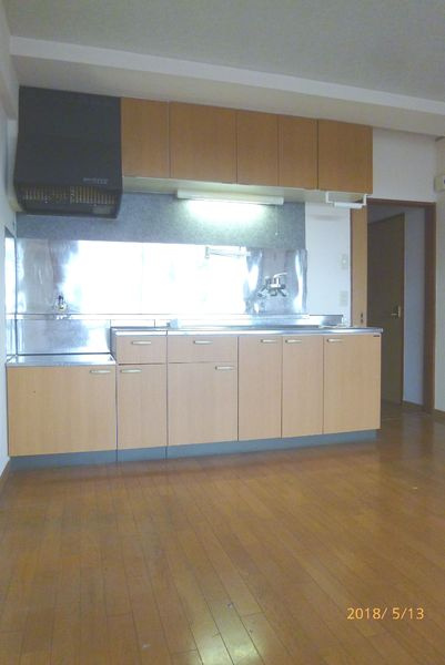 千本杉コーポ【キャッシュバック対象物件】のキッチン|キッチンでお料理をお楽しみください