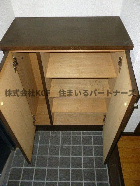 エスポワール六ツ門の収納|便利な収納スペースです