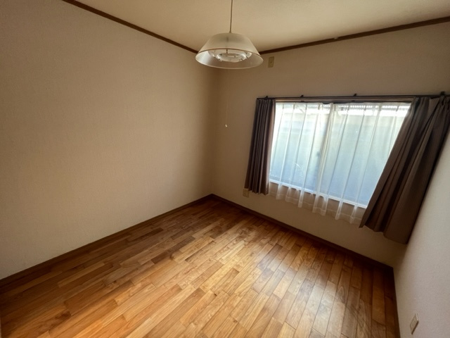 北諸県郡三股町大字長田の中古一戸建の洋室