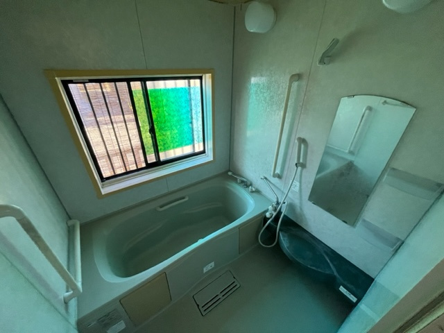 北諸県郡三股町大字長田の中古一戸建の浴室