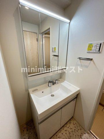 ATKレジデンスなんばの洗面所