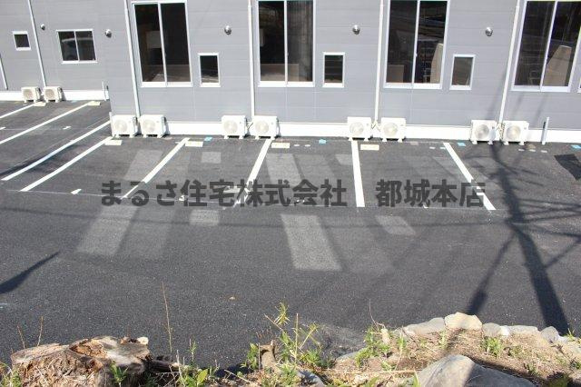 Spumoniの駐車場