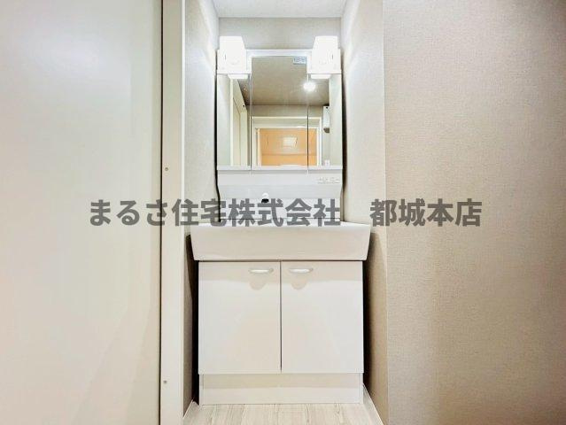 Spumoniの独立洗面台