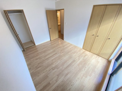 【洋室】 | ファミーユ辰巳C棟