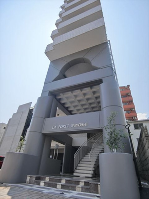 【外観】 | ラフォーレみよし | ★