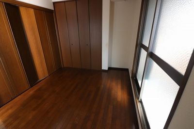 【洋室】 | COURT HOUSE
