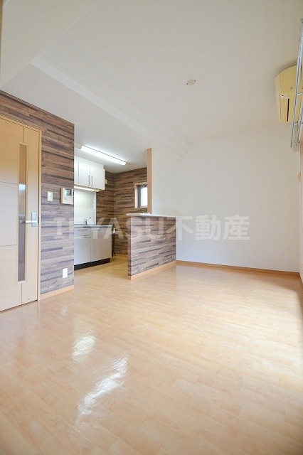 バロンズコートの居間・リビング