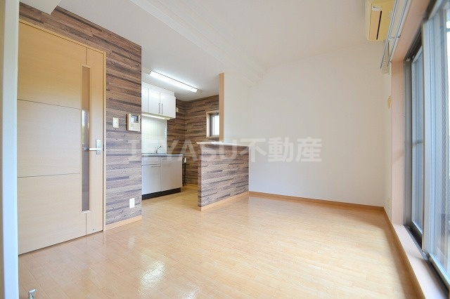 バロンズコートの居間・リビング