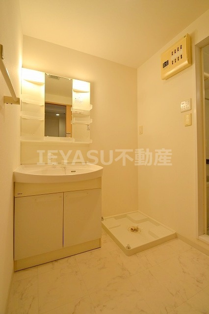 バロンズコートの洗面所