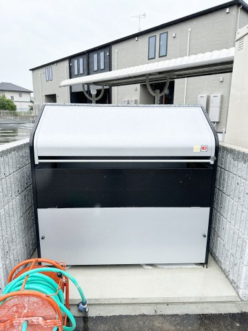 【駐車場】 | スウィート日高Ⅰ | ※同物件、別のお部屋の写真です。