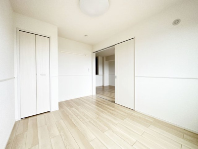 【洋室】 | スウィート日高Ⅱ