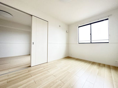 【洋室】 | スウィート日高Ⅱ