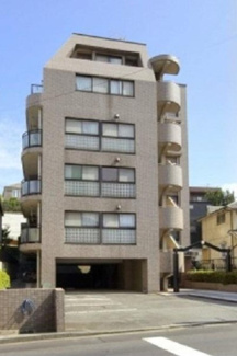 【外観】 | 総戸数１４戸、１９９７年７月築、管理人は巡回勤務につき管理体制良好です♪