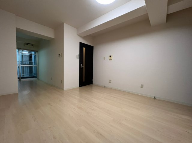 アヴォワール丸の内|名古屋市の賃貸ならMy賃貸の居間・リビング|アヴォワール丸の内