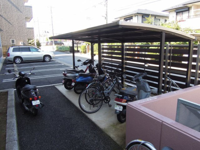  | エアフォルク | 駐輪場