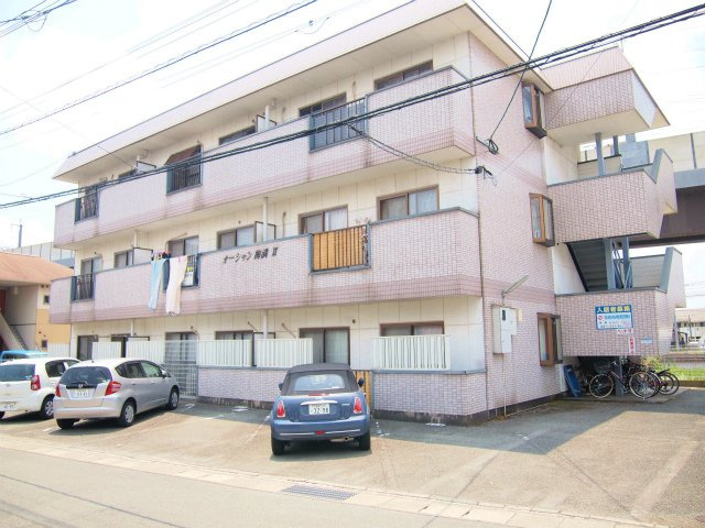 オーシャン梅満Ⅱの駐車場