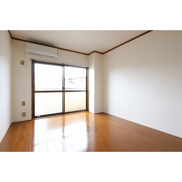 オーシャン梅満Ⅱの居間・リビング