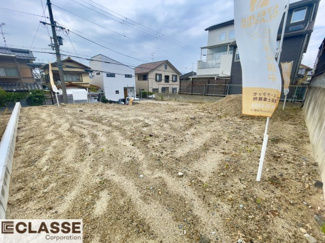 【前面道路含む現地写真】 | 宇治市木幡御蔵山　2区画　A号地　売土地　建築条件付き | 自由設計対応可能ですので、お客様の思い描く理想のマイホームをアトリエ・クラッセで建築して頂けます☆