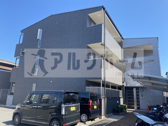 アンプルールフェール六反