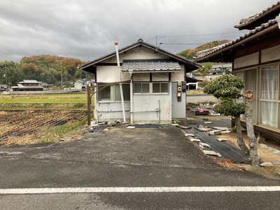 【駐車場】 | 浅口市鴨方町本庄　古民家♪ | 駐車スペースもあります