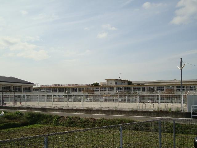 【周辺】 | グランレーヴ弥生 | 春日市立春日北小学校まで882ｍ