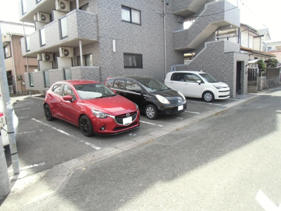 【駐車場】 | メゾンソフィア