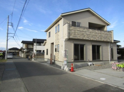 【前面道路含む現地写真】 | ブルーミングガーデン中巨摩郡昭和町河東中島 | 前面道路含む現地写真です