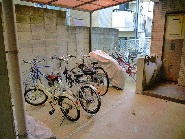 アネックス学園前1番館のその他共用部分|自転車置き場