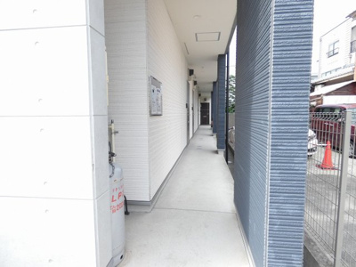 【エントランス】 | TheGreyhouse